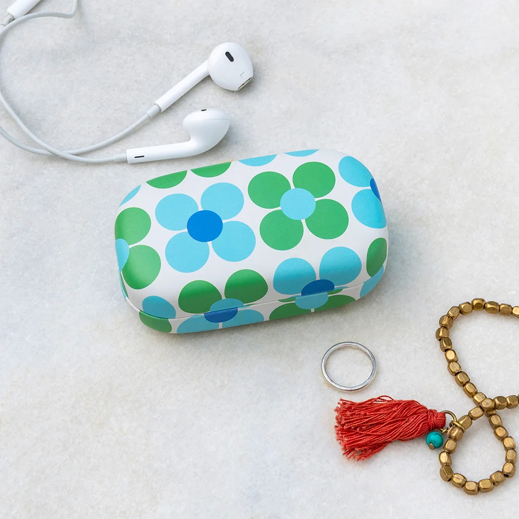 Mini travel case- Blue and Green Daisy