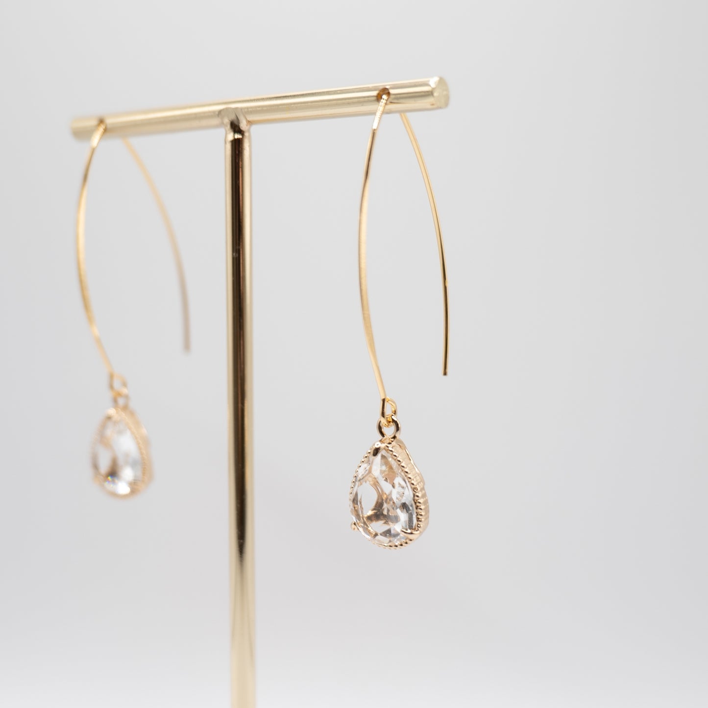 Sara Drop Crystal Earrings