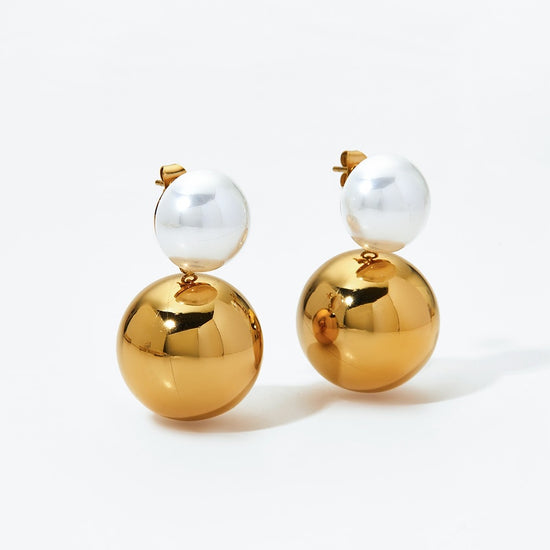 Vintage Style Pearl & Gold Earrings