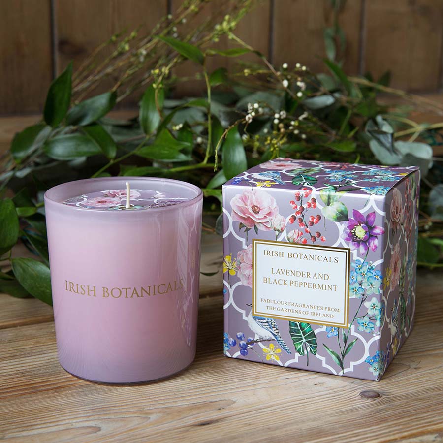 irish-botanicals-lavender-and-black-peppermint-candle