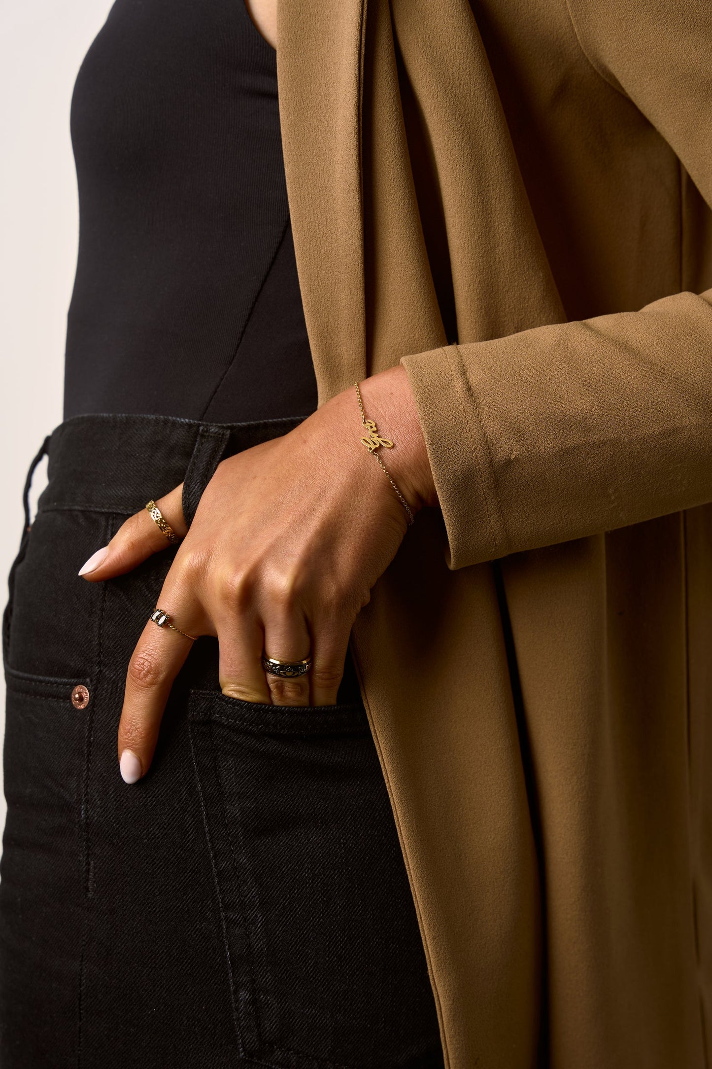 Fíor - Grá Bracelet Gold