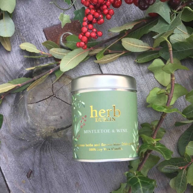 Herb Dublin Mistletoe & Wine Tin Candle