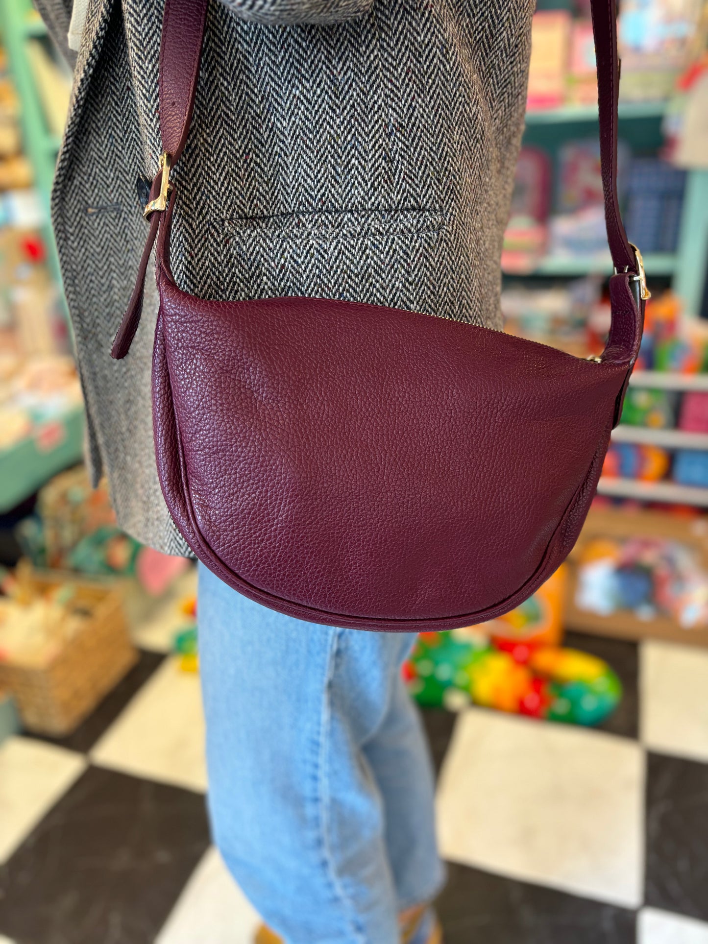 Genoa Leather Crossbody Bag Burgundy