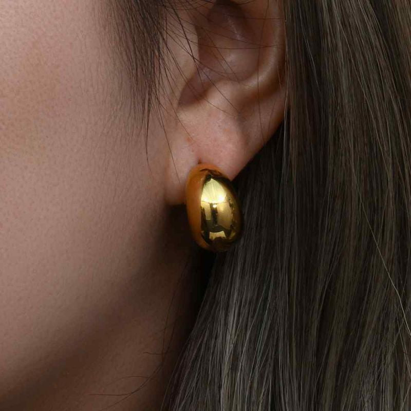 One Dame Lane Roz Mini Hoops