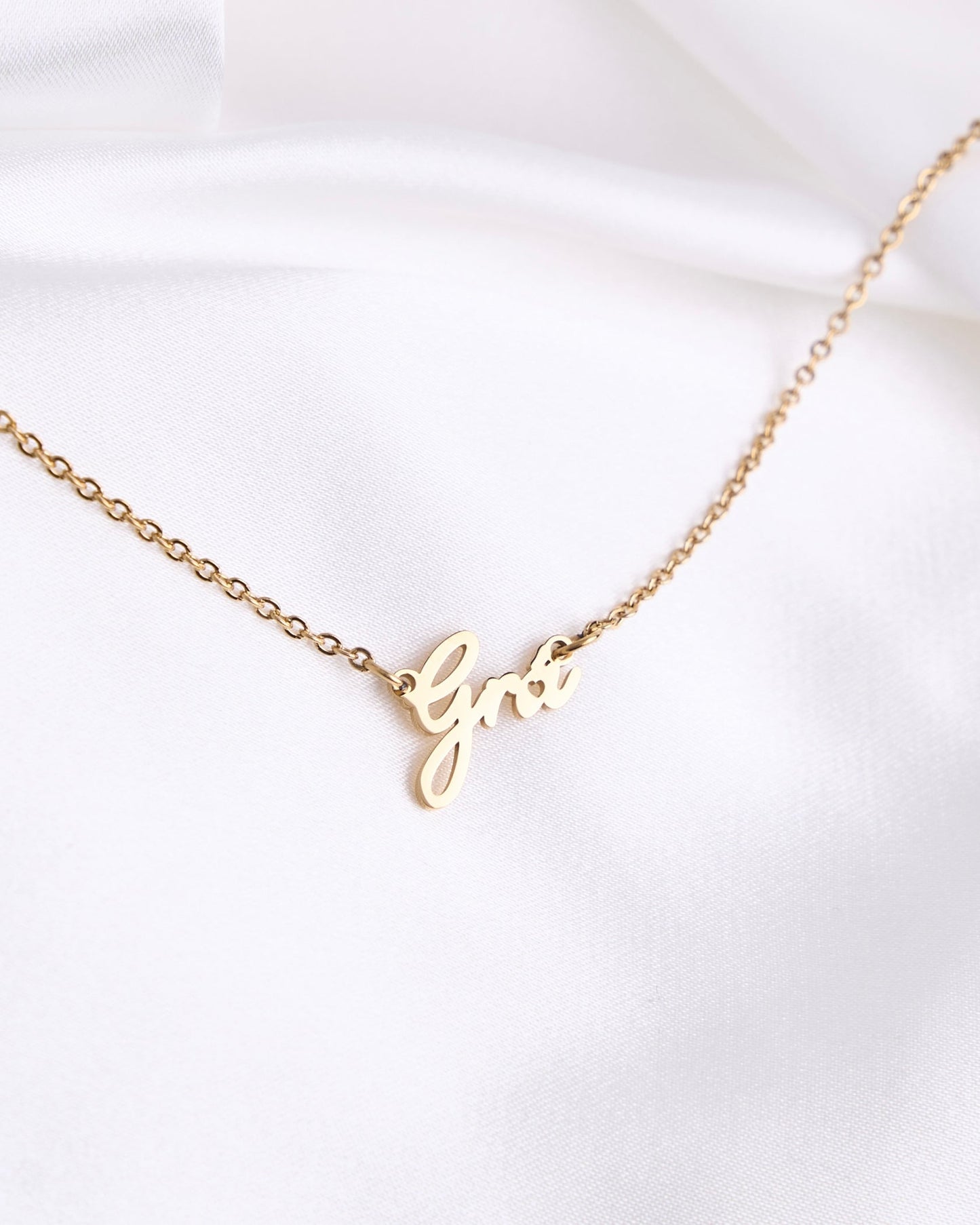 Fíor Grá Necklace Gold