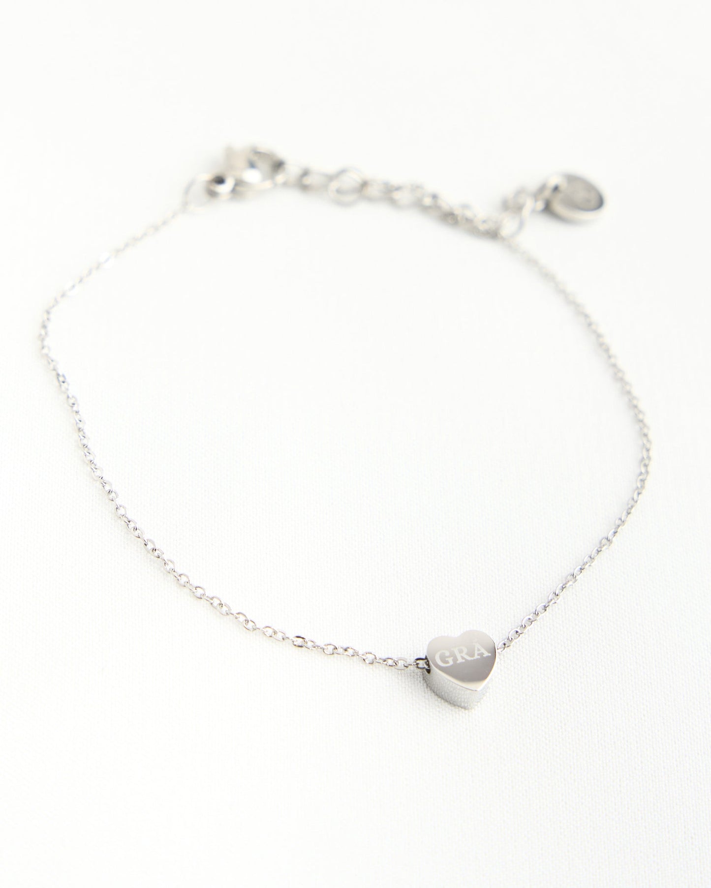 Fíor - Grá Heart Pendant Bracelet Silver