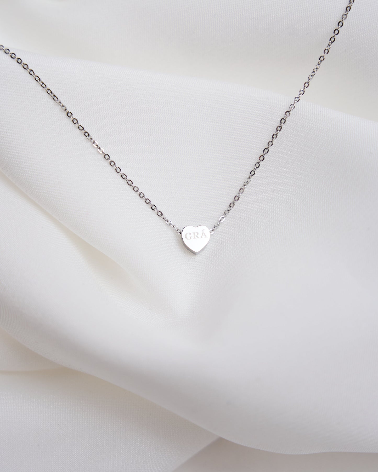 Fíor Heart Grá Necklace Silver