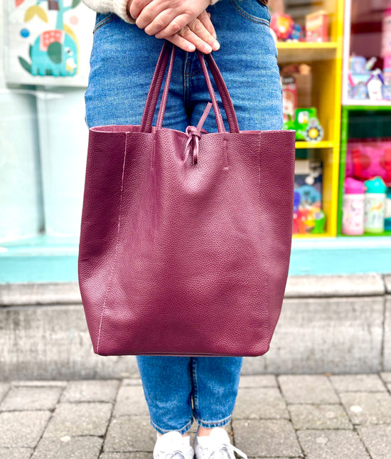 Babila Burgundy Leather Bag