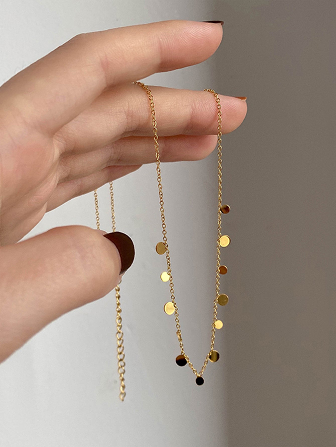 Nila Gold Disc Necklace